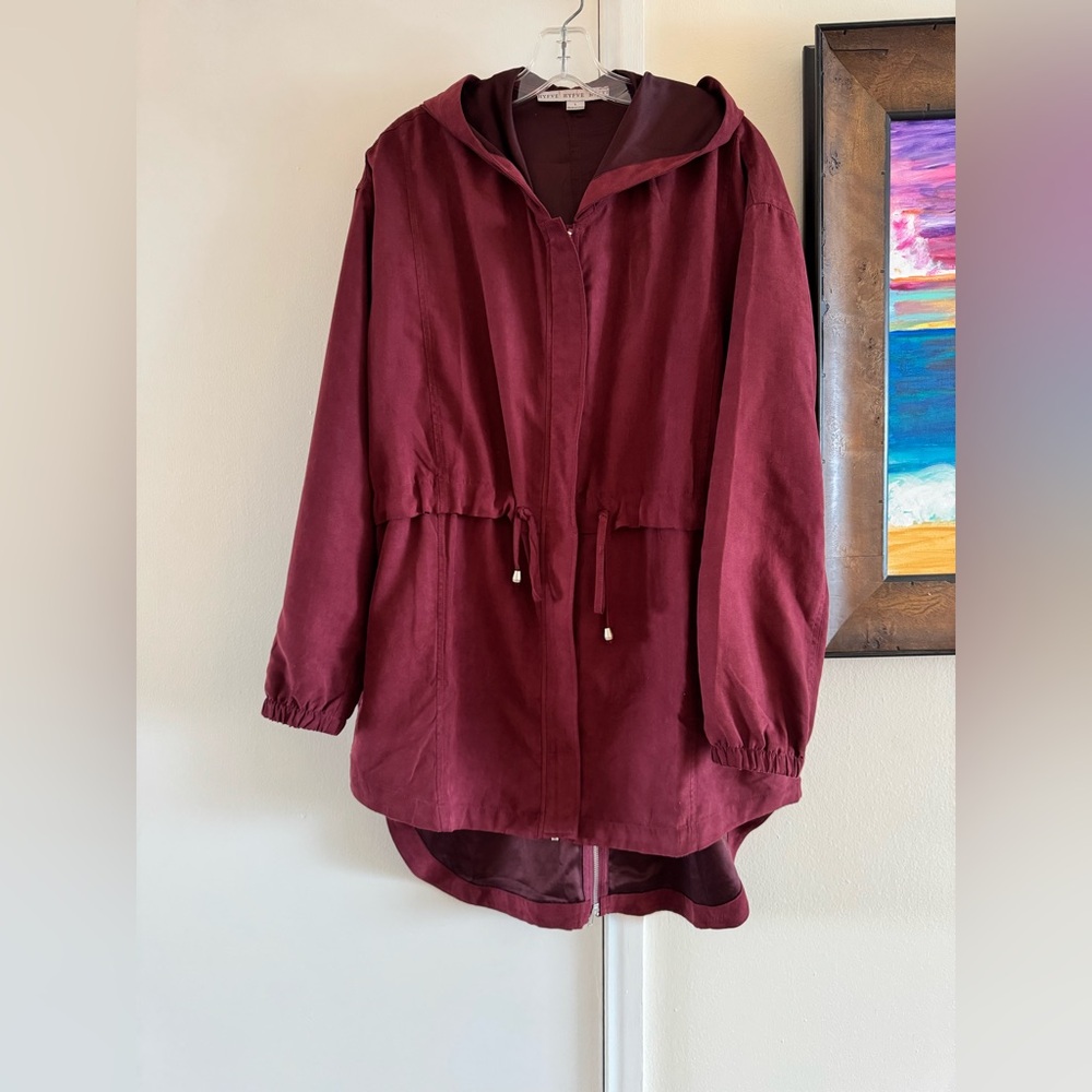 HYFVE women’s large burgundy light jacket